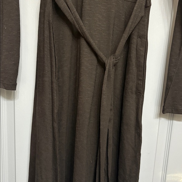 Toad&Co
Cue Wrap Long-Sleeve Dress Sz Medium - Picture 6 of 6